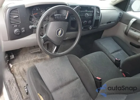 2008 Chevrolet Silverado C1500 из США, поврежденный, VIN 2GCEC13C081287283